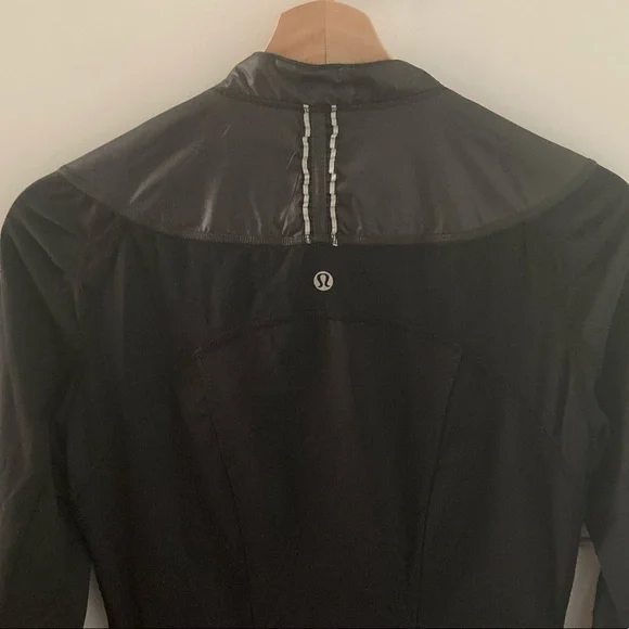 Lululemon Run: Track Time Jacket - Picture 8 of 8